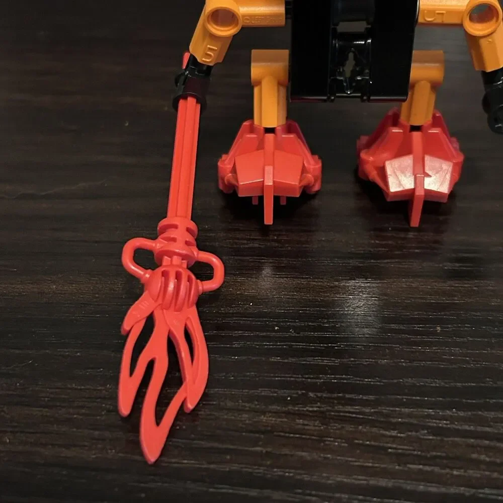 LEGO Bionicle Turaga Vakama 8540 Complete Vintage 2001 Mata Nui Fire Elder